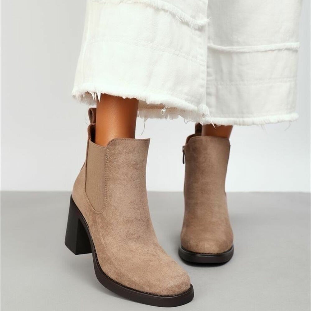Bottines Chelsea à Talons Bloc marron portées – Eymora