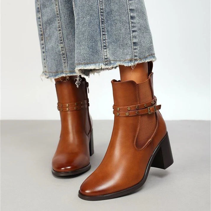 Bottines Chelsea Classiques – Élégance Décontractée & Détails Tendance Camel