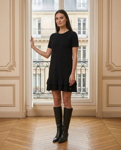 Robe courte à volants noir – portée – Eymora