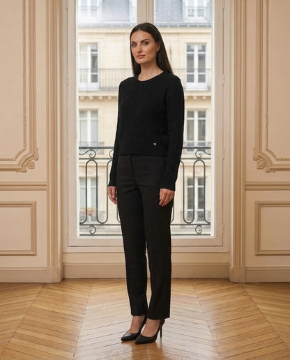 Pull torsadé noir – de trois-quarts – Eymora