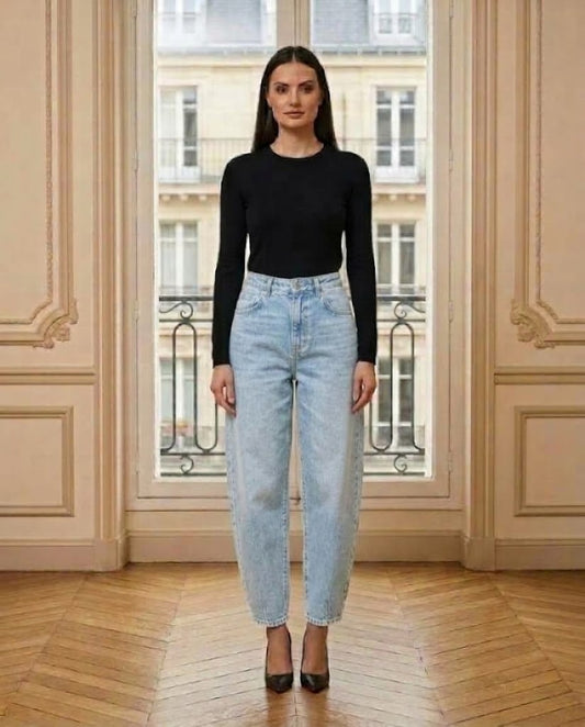 Jeans balloon Talyne bleu clair – vue de face – Eymora
