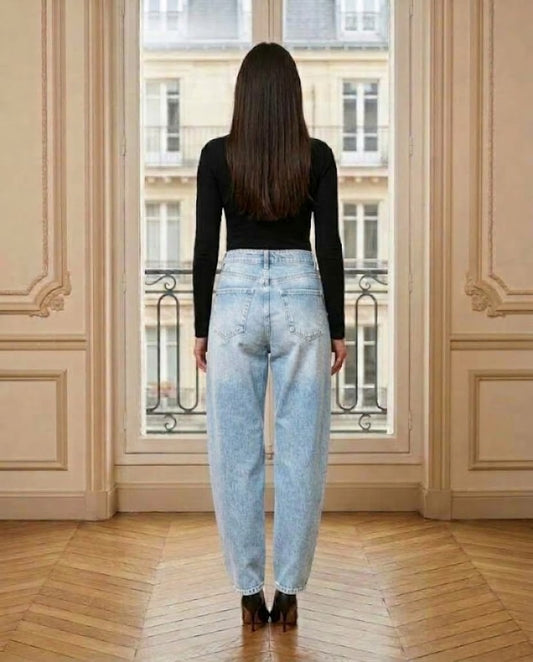 Jeans balloon Talyne bleu clair – vue de dos – Eymora