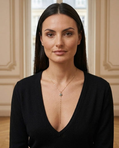 Collier Y doré pierre naturelle – porté – Eymora