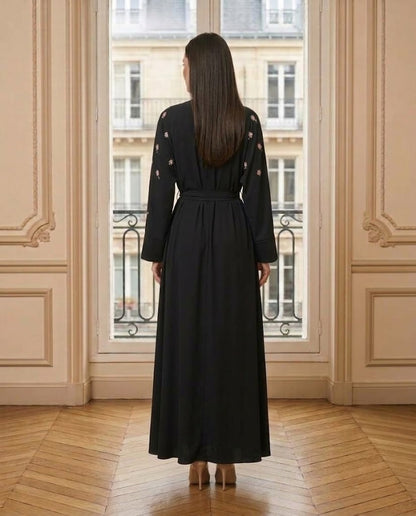 Robe longue à perles noire – vue de dos – Eymora