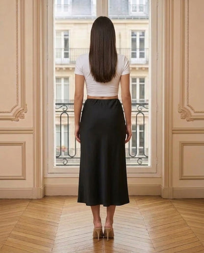 Jupe midi satinée noire – vue de dos – Eymora