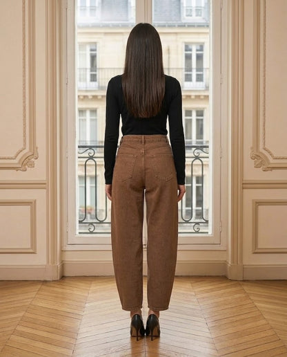 Jeans Barrel LOUISA marron – de dos – Eymora
