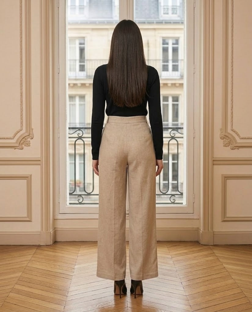 Pantalon Tailleur Texturé beige – de dos – Eymora