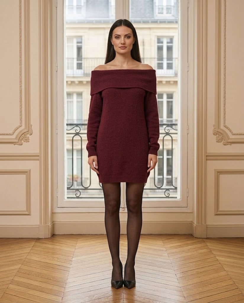 Robe pull épaules dénudées bordeaux – de face – Eymora