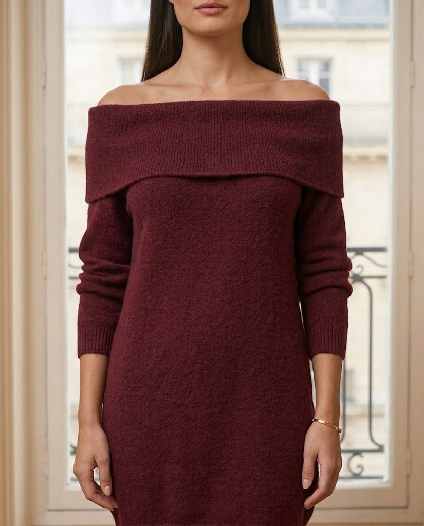 Robe pull épaules dénudées bordeaux – détail – Eymora