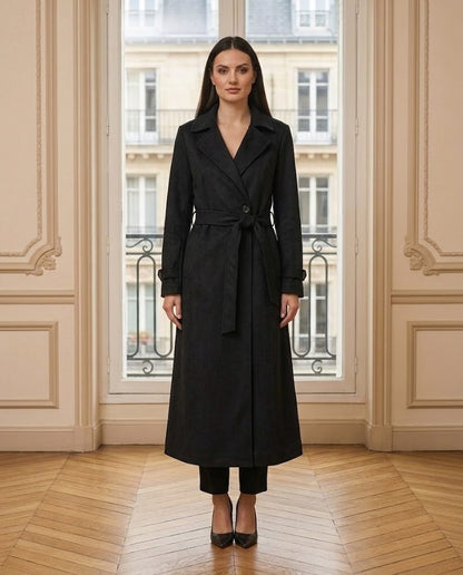 Trench long ceinturé noir – de face – Eymora
