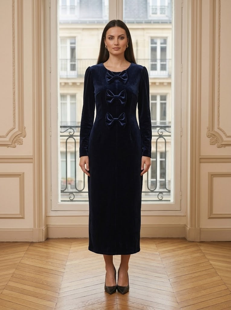Robe velours mi-longue à nœuds marine – vue de face – Eymora