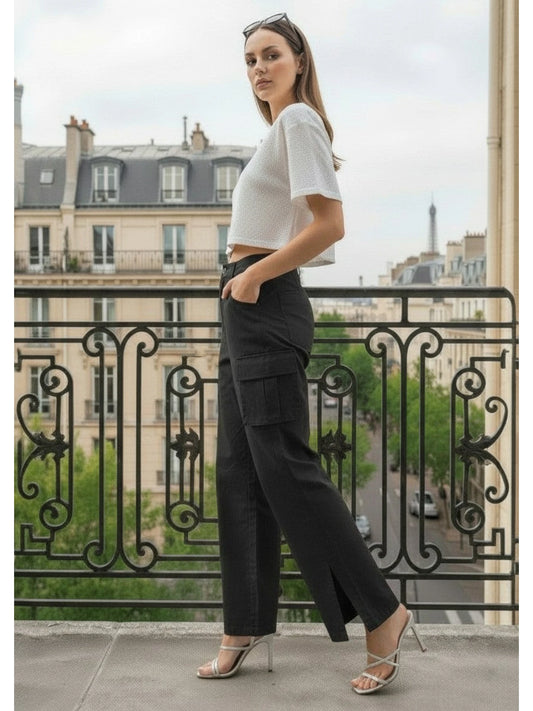 Pantalon Cargo Wide-Leg Noir – Allure Urbaine & Moderne