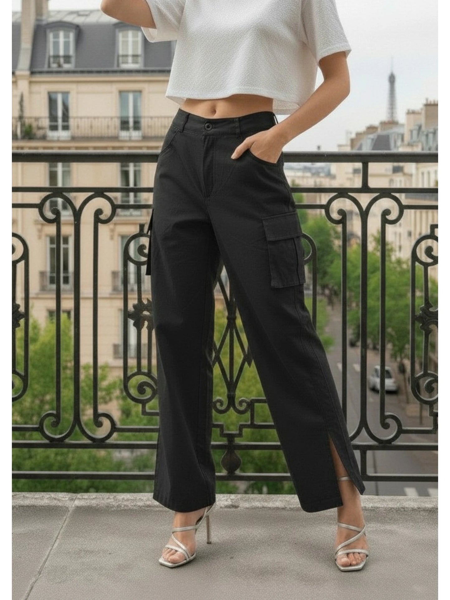 Pantalon Cargo Wide-Leg Noir – Allure Urbaine & Moderne