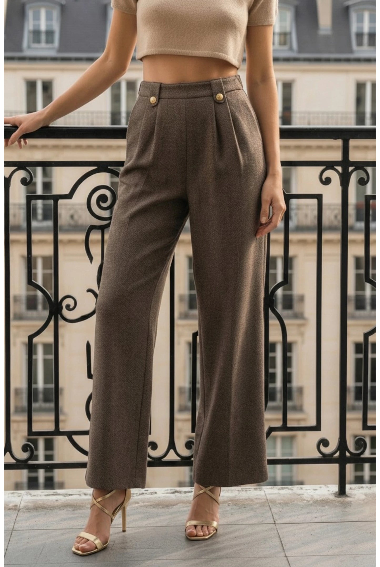 Pantalon Tailleur Texturé Brun– Élégance Structurée