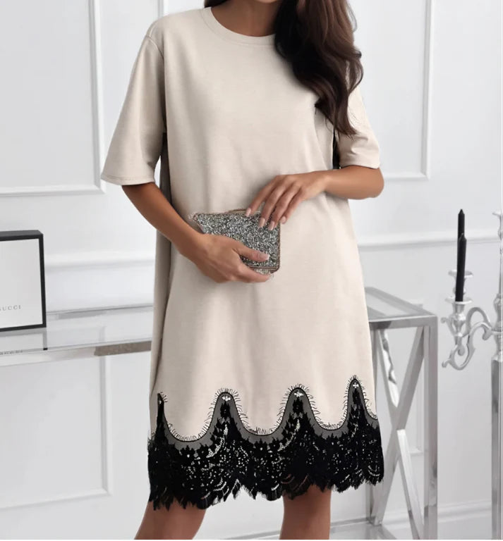 Robe avec dentelle et strass