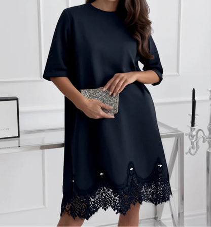 Robe avec dentelle et strass
