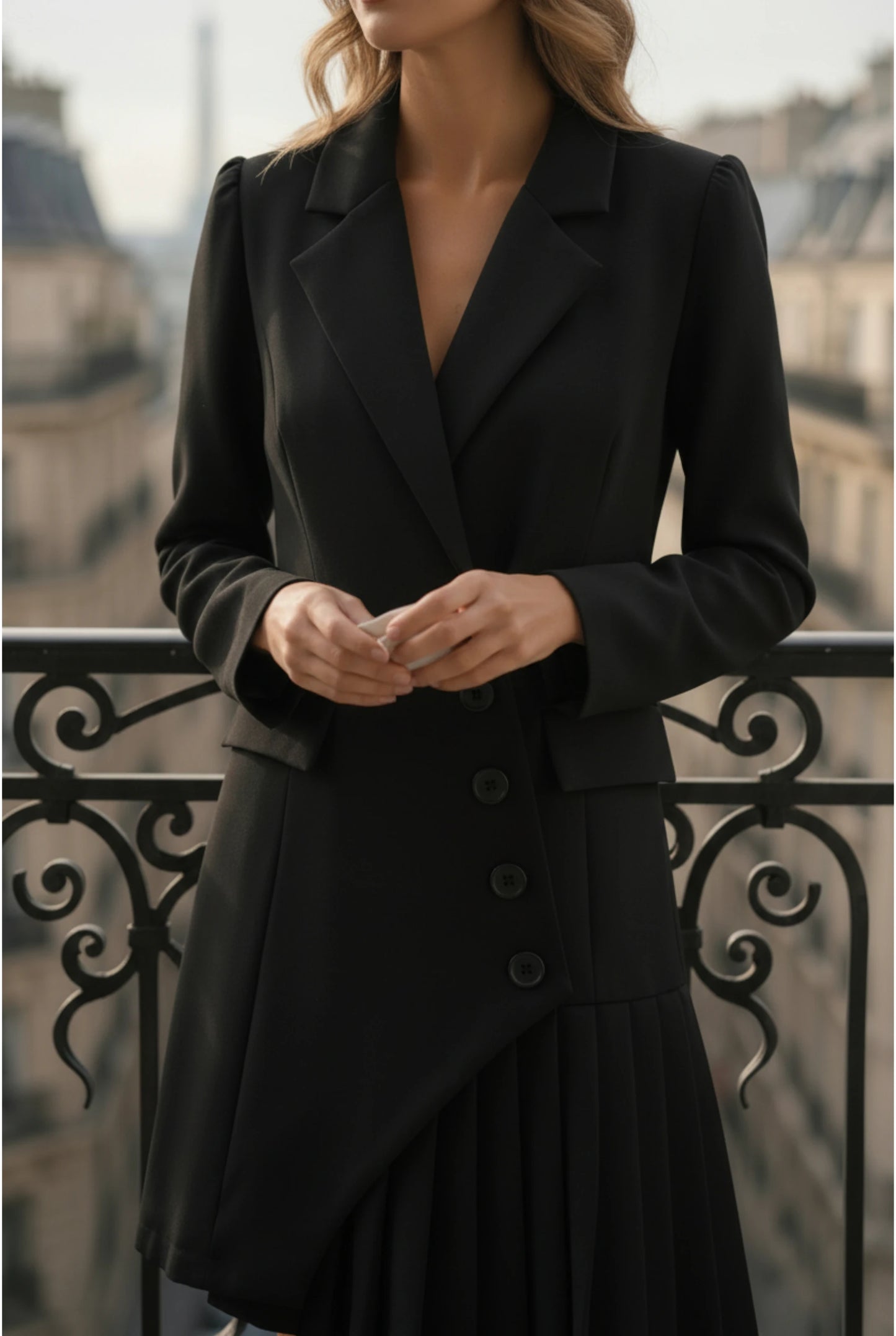 Robe Blazer Asymétrique Noir – Élégance Sculpturale