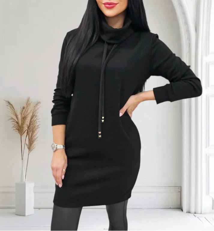 Robe courte décontractée à col montant