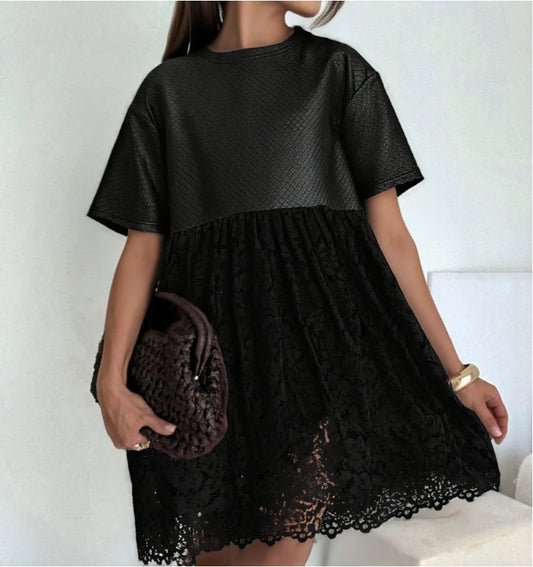 Robe en dentelle, sans doublure