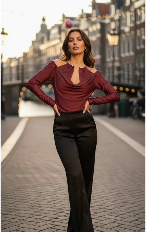 Top drapé à manches longues avec anneau métallique